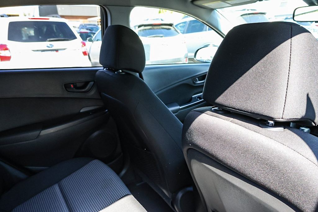 2021 Hyundai Kona SEL 12