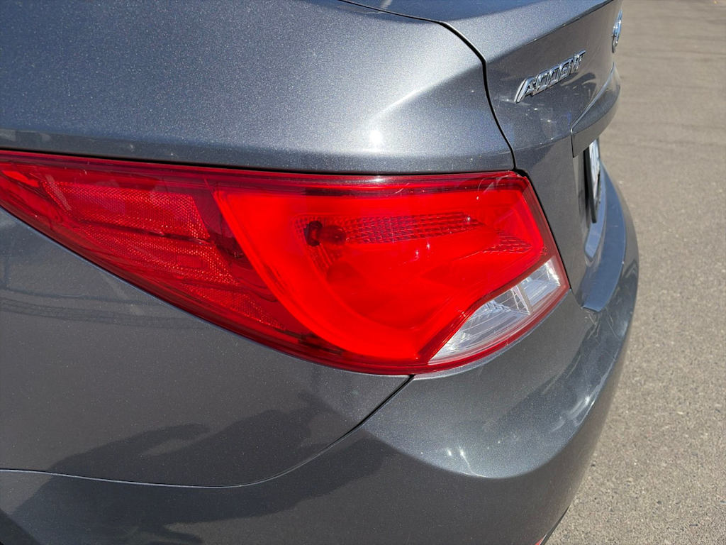 Thumbnail: 2017 Hyundai Accent - 22