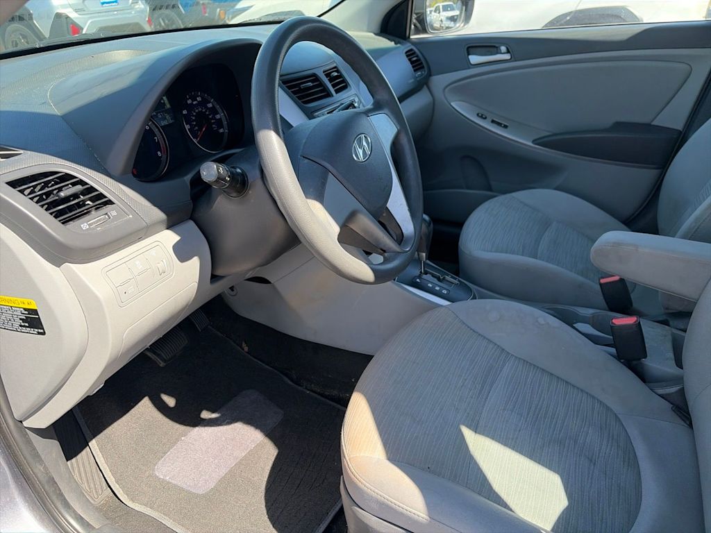 Thumbnail: 2017 Hyundai Accent - 8