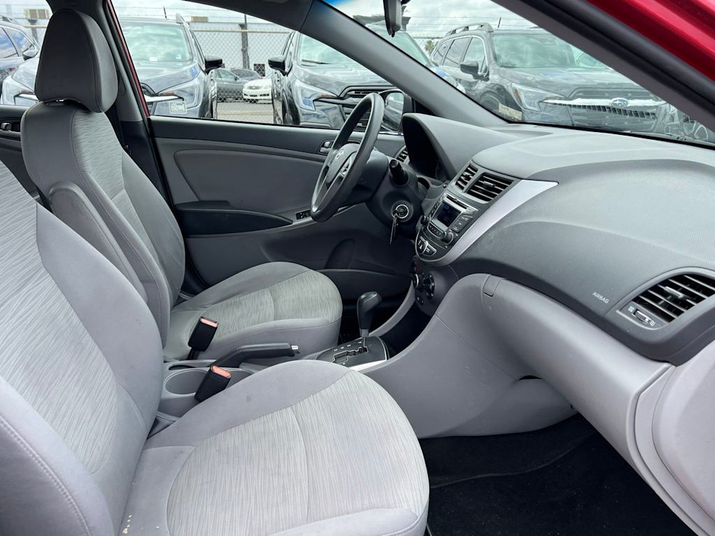Thumbnail: 2016 Hyundai Accent - 31