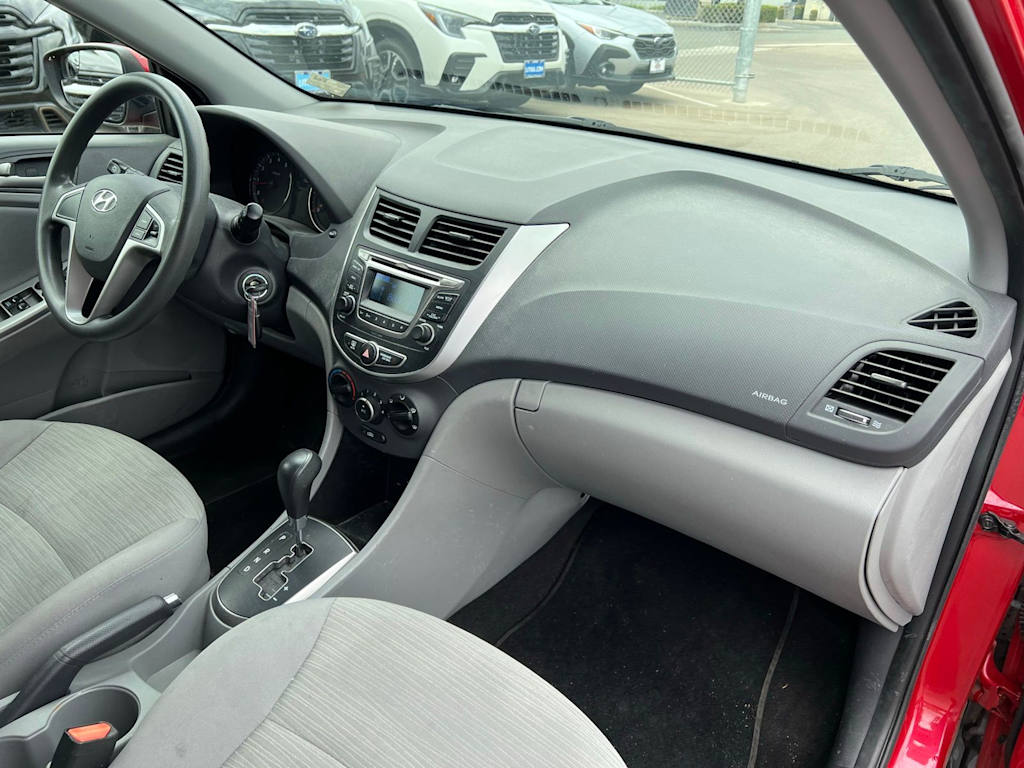 Thumbnail: 2016 Hyundai Accent - 9