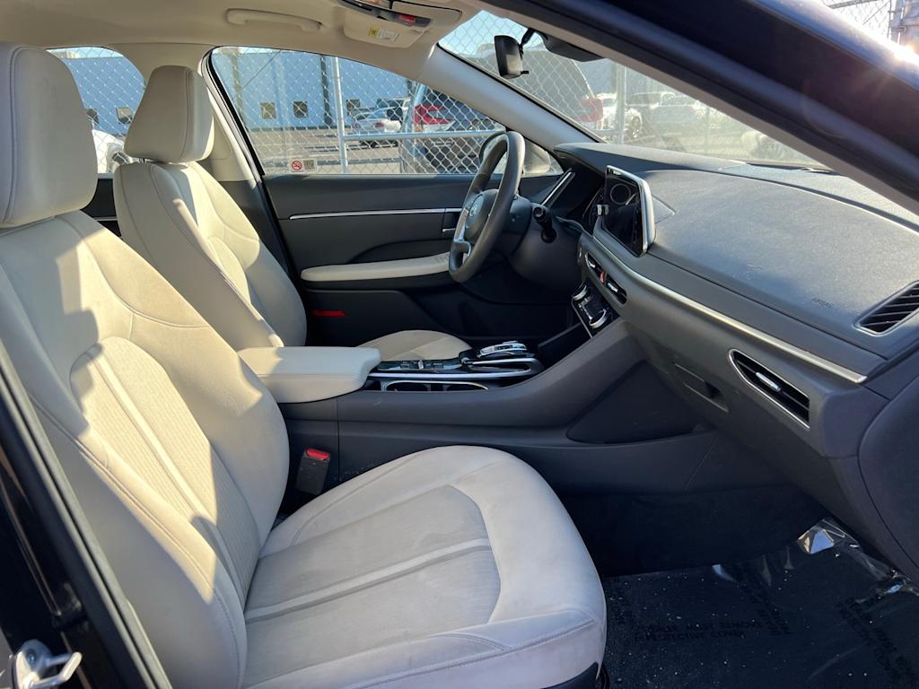 Thumbnail: 2023 Hyundai Sonata - 11