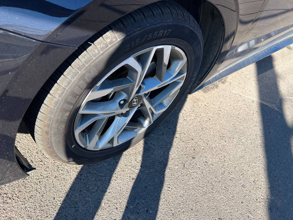 Thumbnail: 2023 Hyundai Sonata - 8