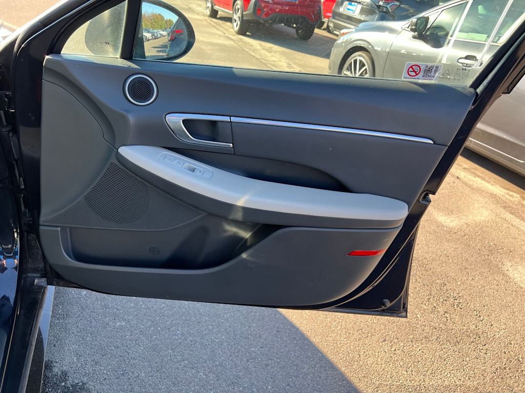 Thumbnail: 2023 Hyundai Sonata - 33