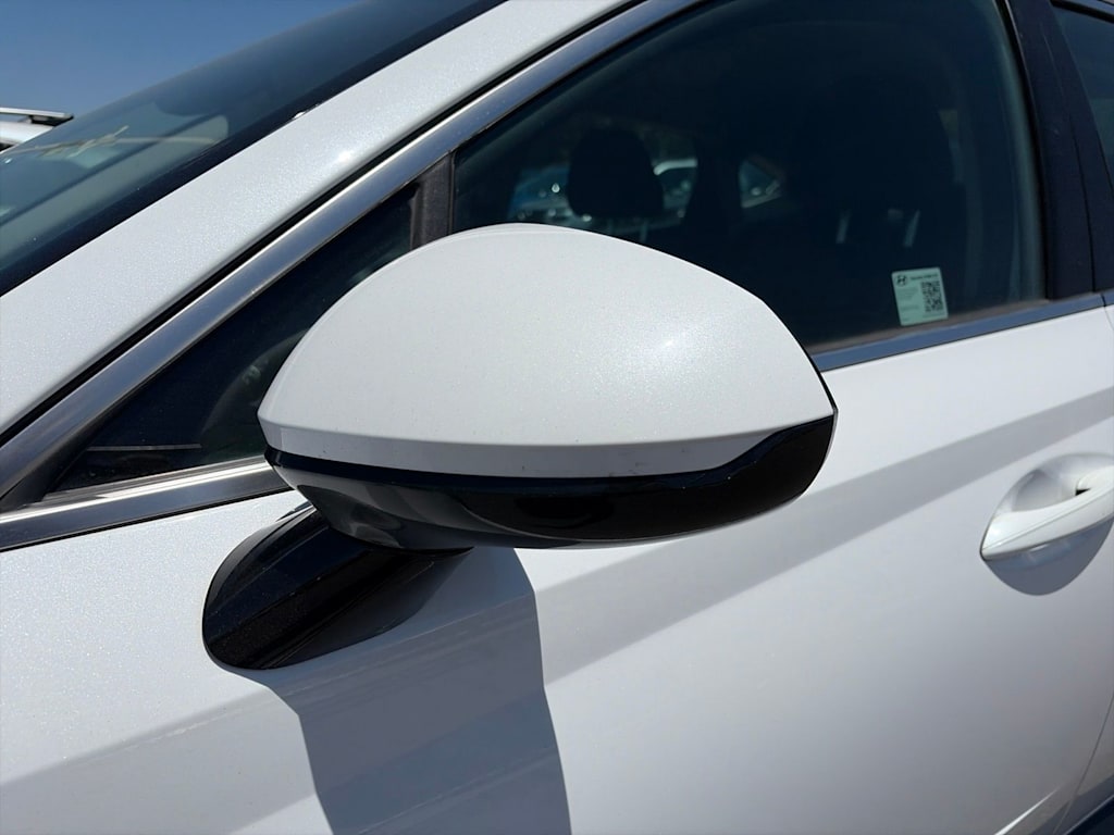 Thumbnail: 2025 Hyundai Sonata - 17