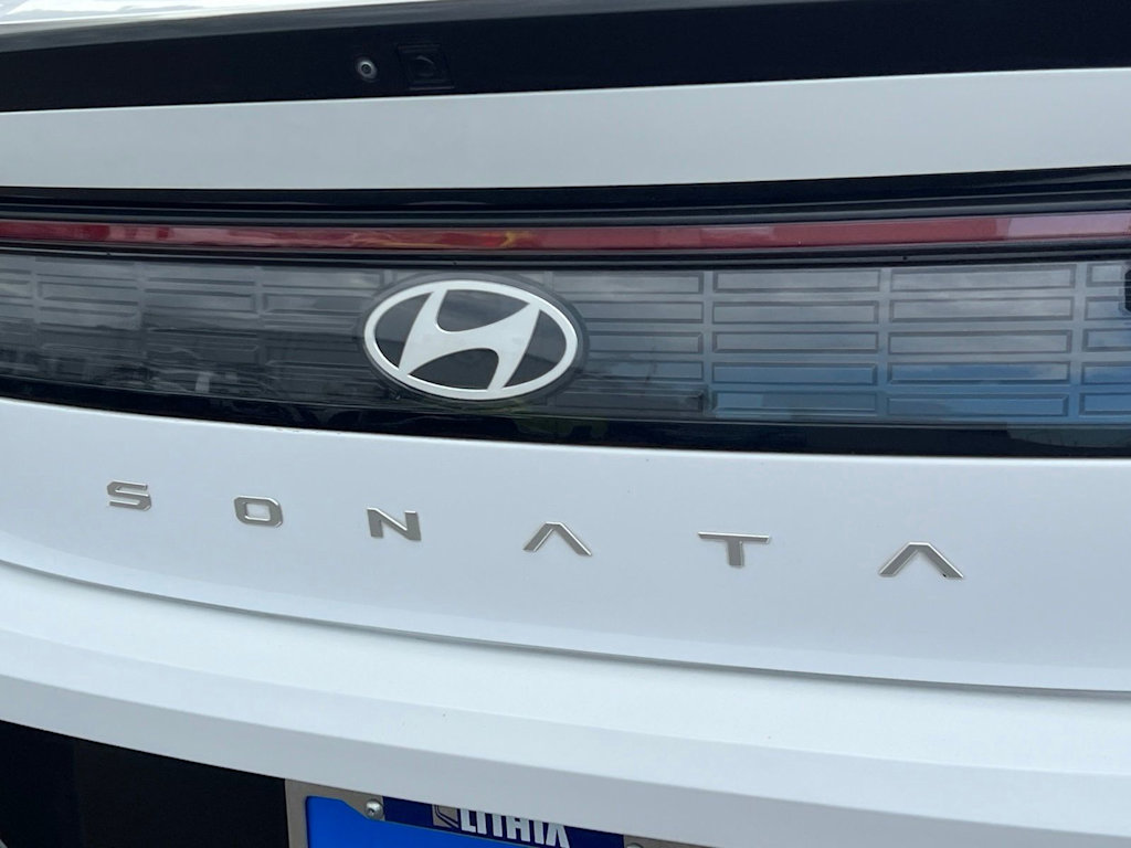 Thumbnail: 2025 Hyundai Sonata - 25