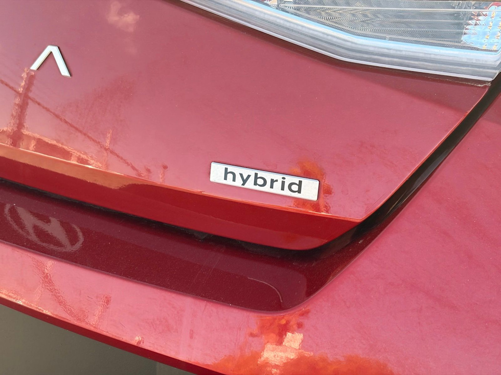 Thumbnail: 2025 Hyundai Elantra - 23