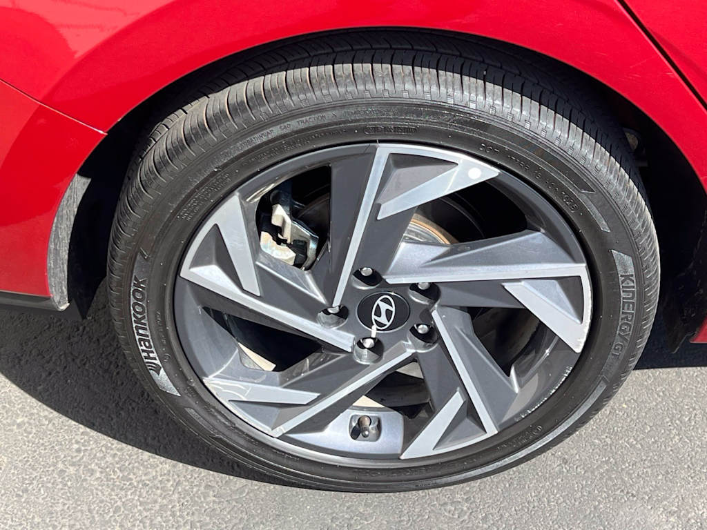 Thumbnail: 2025 Hyundai Elantra - 25