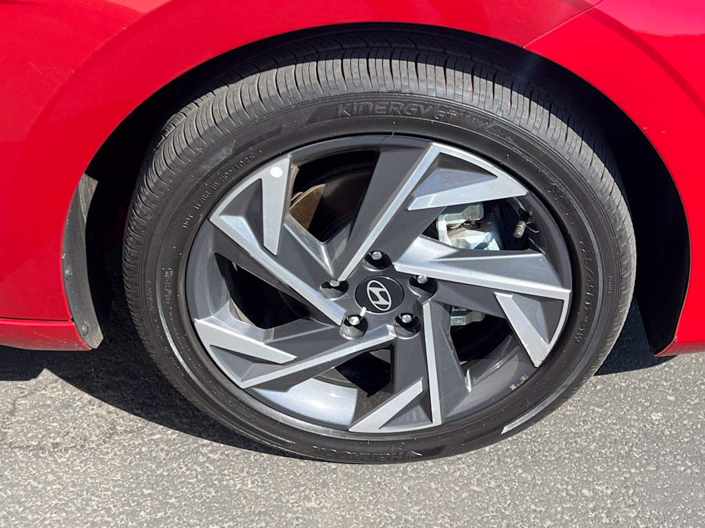 Thumbnail: 2025 Hyundai Elantra - 23