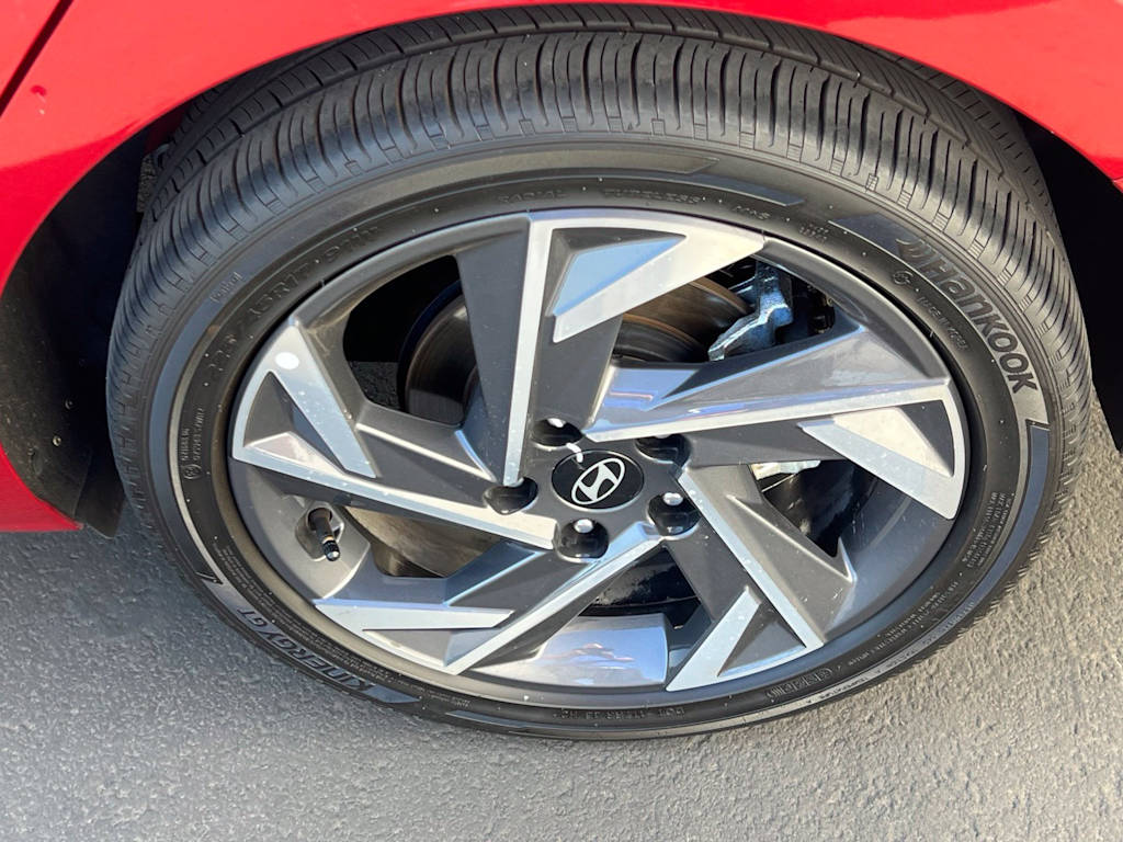 Thumbnail: 2025 Hyundai Elantra - 29
