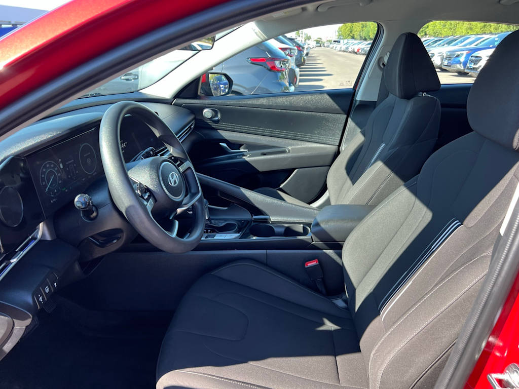 Thumbnail: 2024 Hyundai Elantra - 10