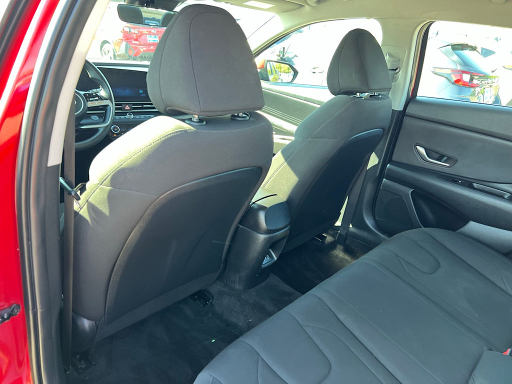 Thumbnail: 2024 Hyundai Elantra - 12