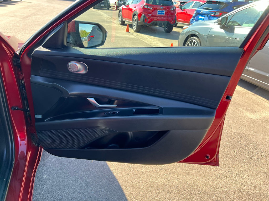 Thumbnail: 2024 Hyundai Elantra - 34