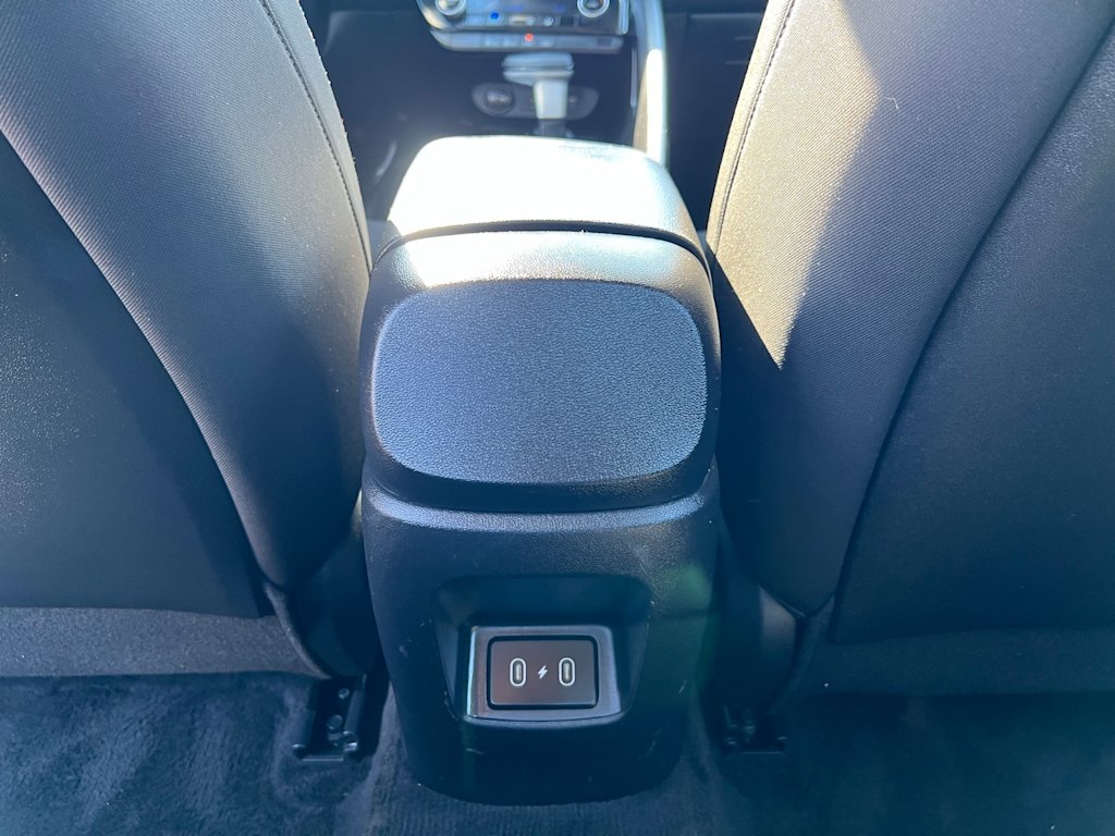 Thumbnail: 2024 Hyundai Elantra - 37