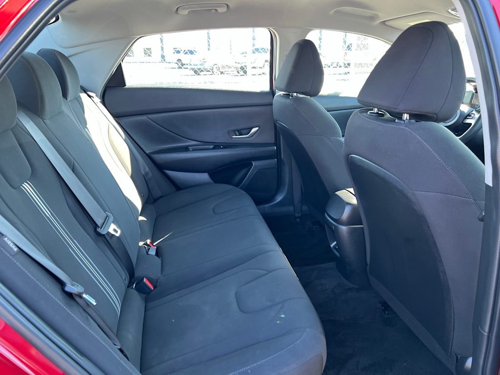 Thumbnail: 2024 Hyundai Elantra - 31