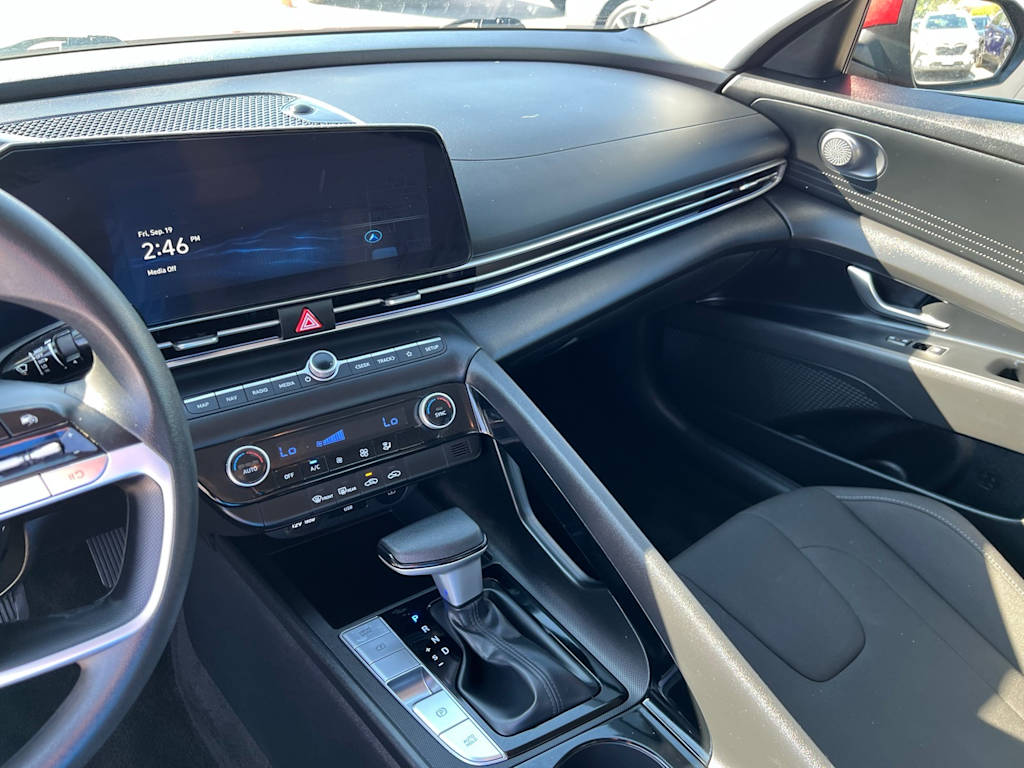 Thumbnail: 2024 Hyundai Elantra - 42