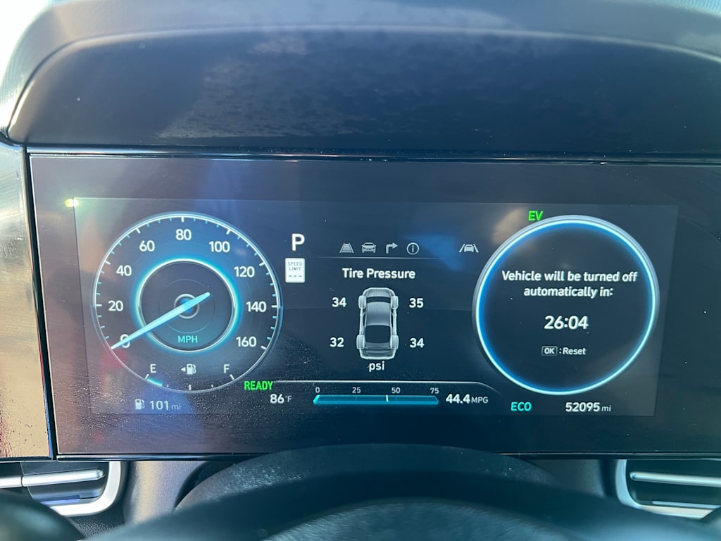 Thumbnail: 2024 Hyundai Elantra - 16