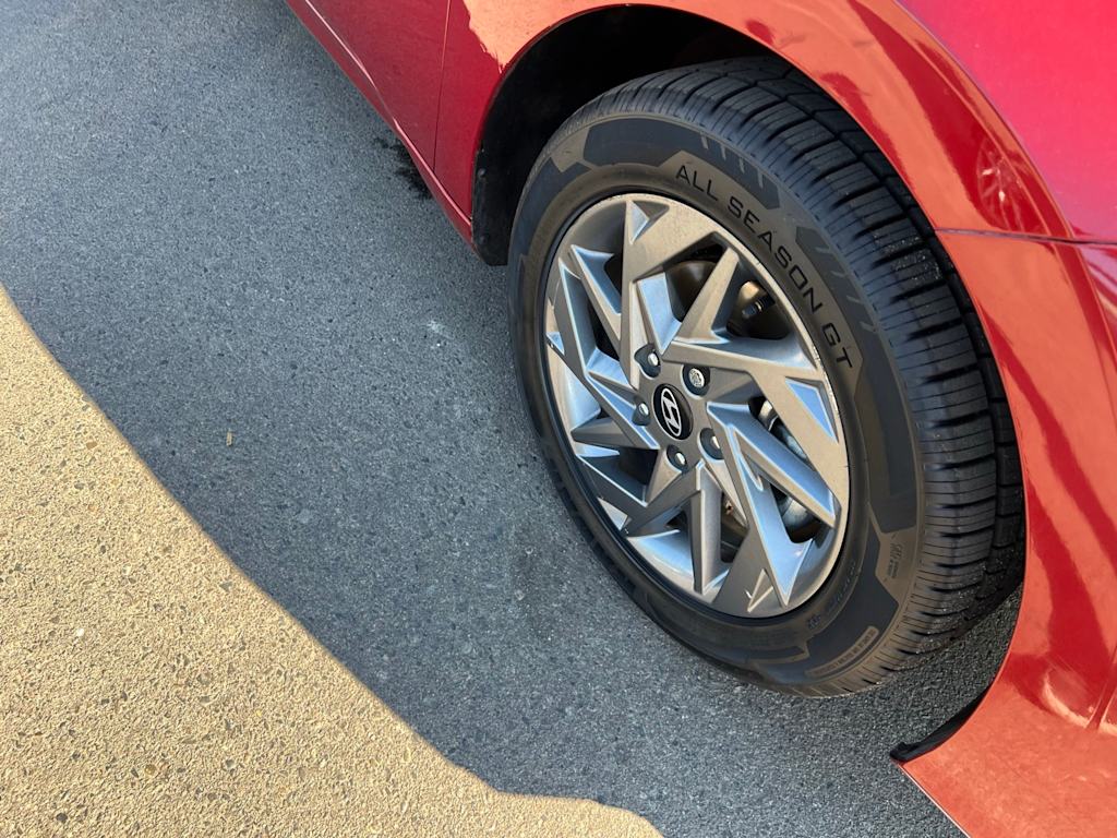 Thumbnail: 2024 Hyundai Elantra - 33