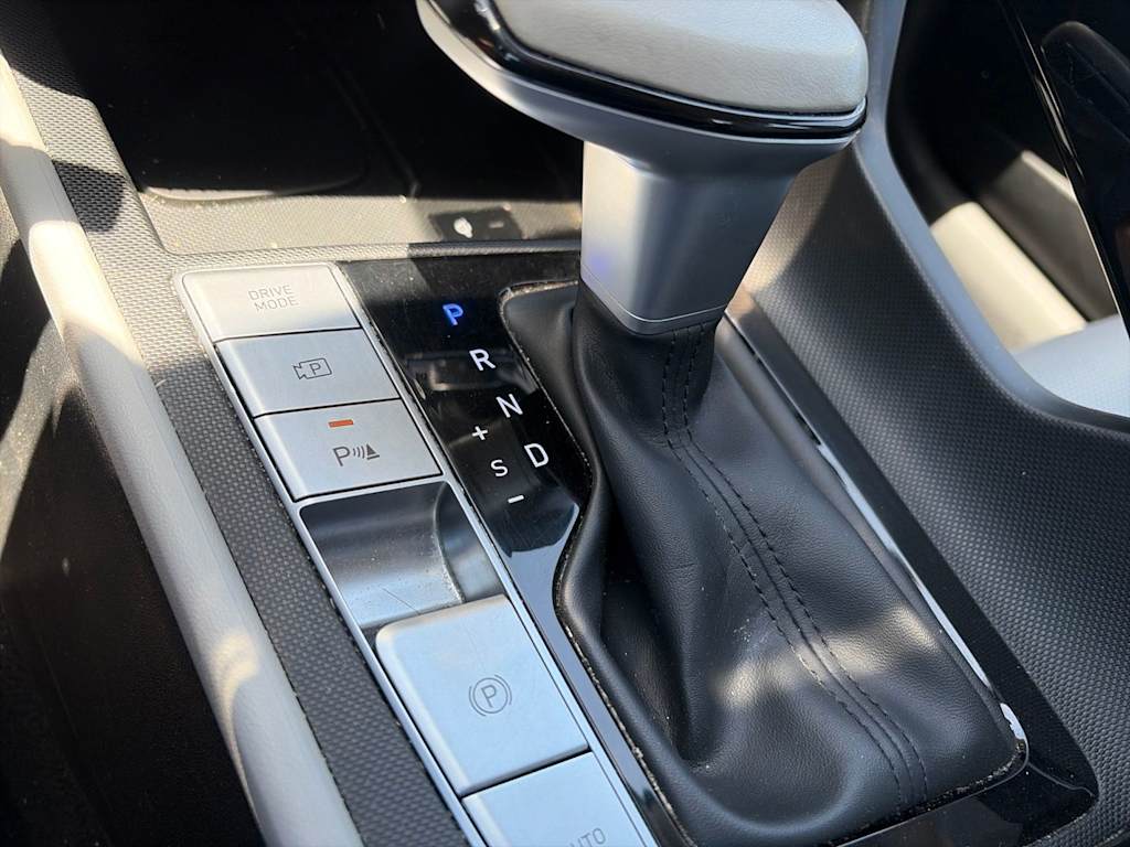 Thumbnail: 2024 Hyundai Elantra - 12