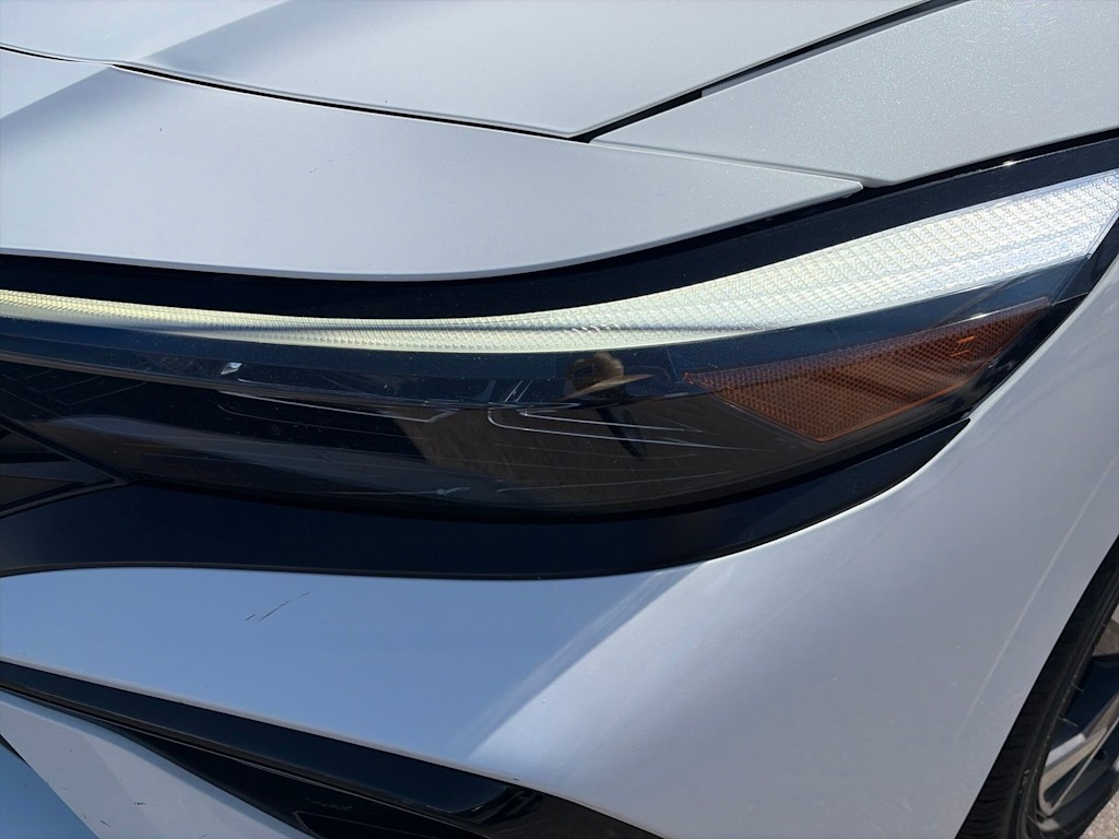 Thumbnail: 2025 Hyundai Elantra - 16