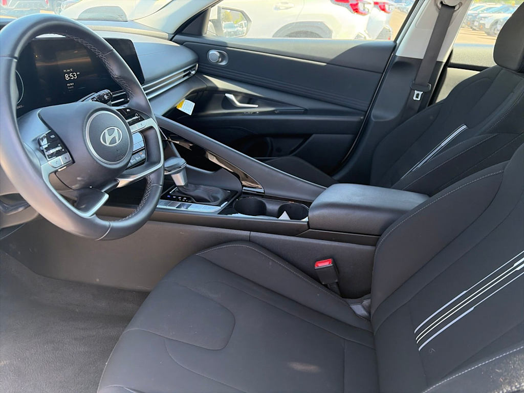 Thumbnail: 2025 Hyundai Elantra - 8