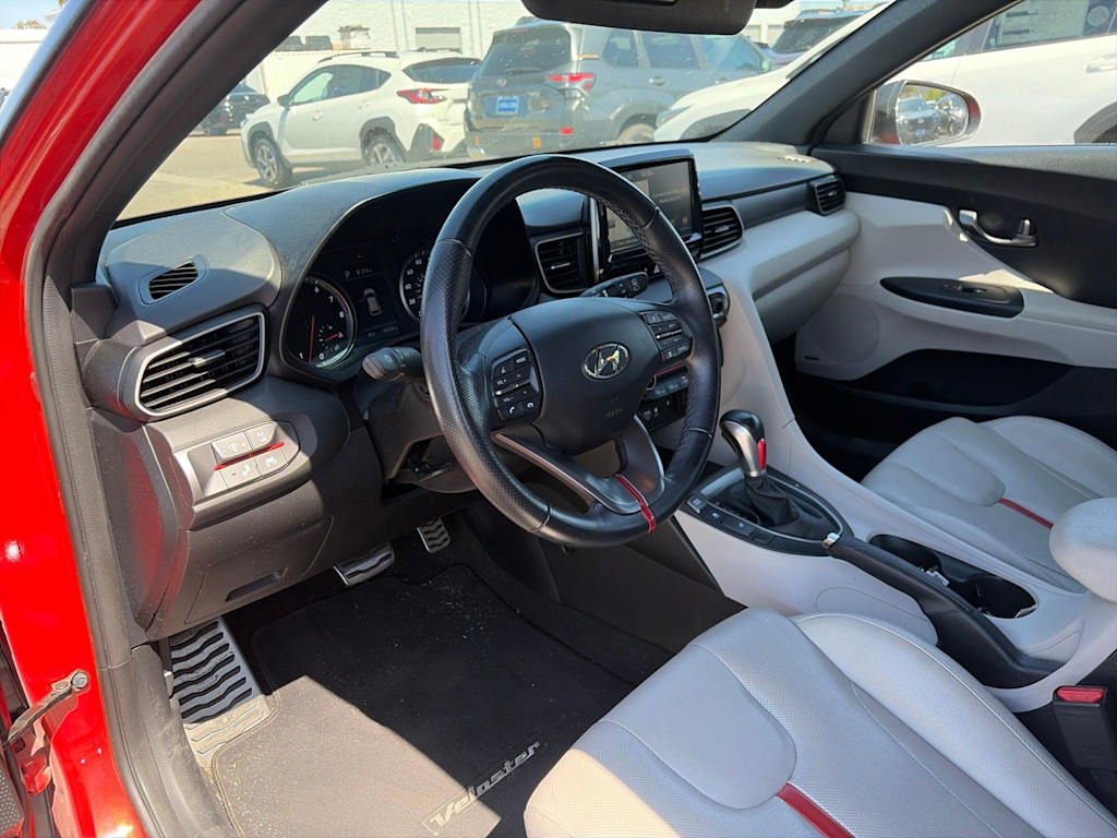 Thumbnail: 2019 Hyundai Veloster - 2