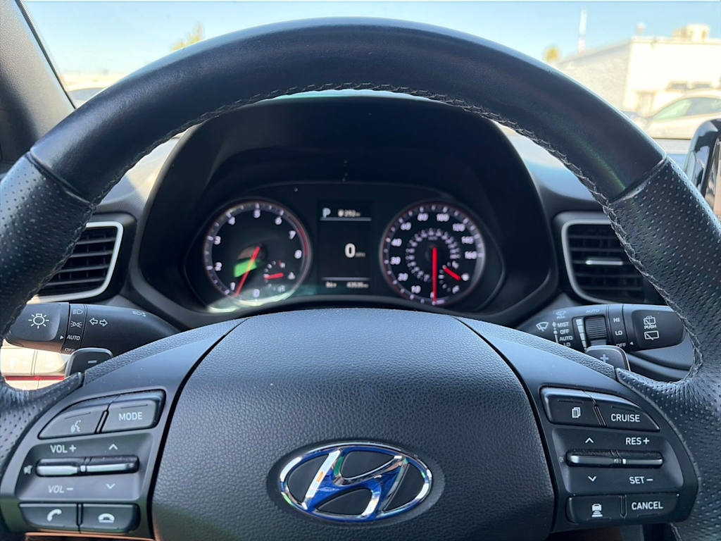 Thumbnail: 2019 Hyundai Veloster - 11