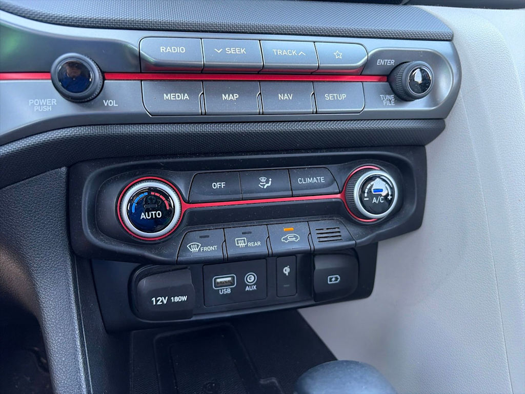 Thumbnail: 2019 Hyundai Veloster - 30