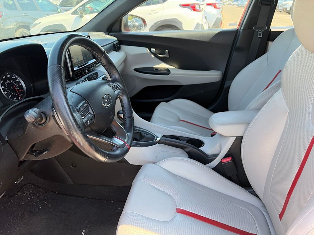 Thumbnail: 2019 Hyundai Veloster - 7