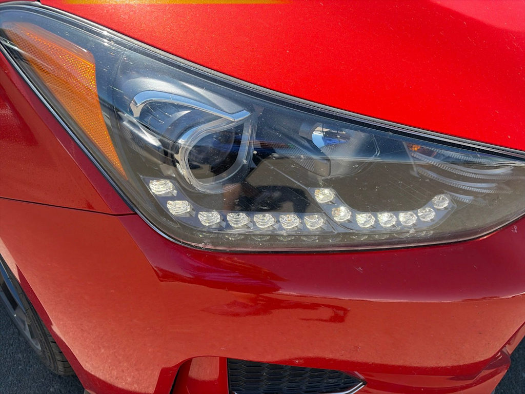 Thumbnail: 2019 Hyundai Veloster - 15