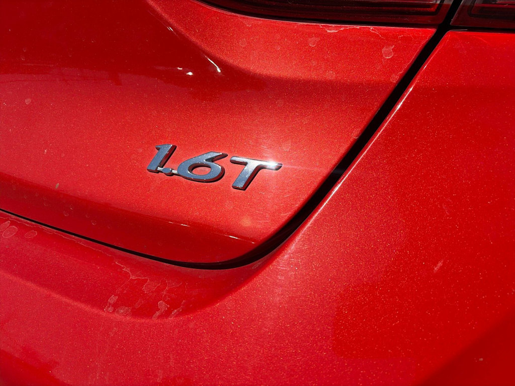 Thumbnail: 2019 Hyundai Veloster - 21