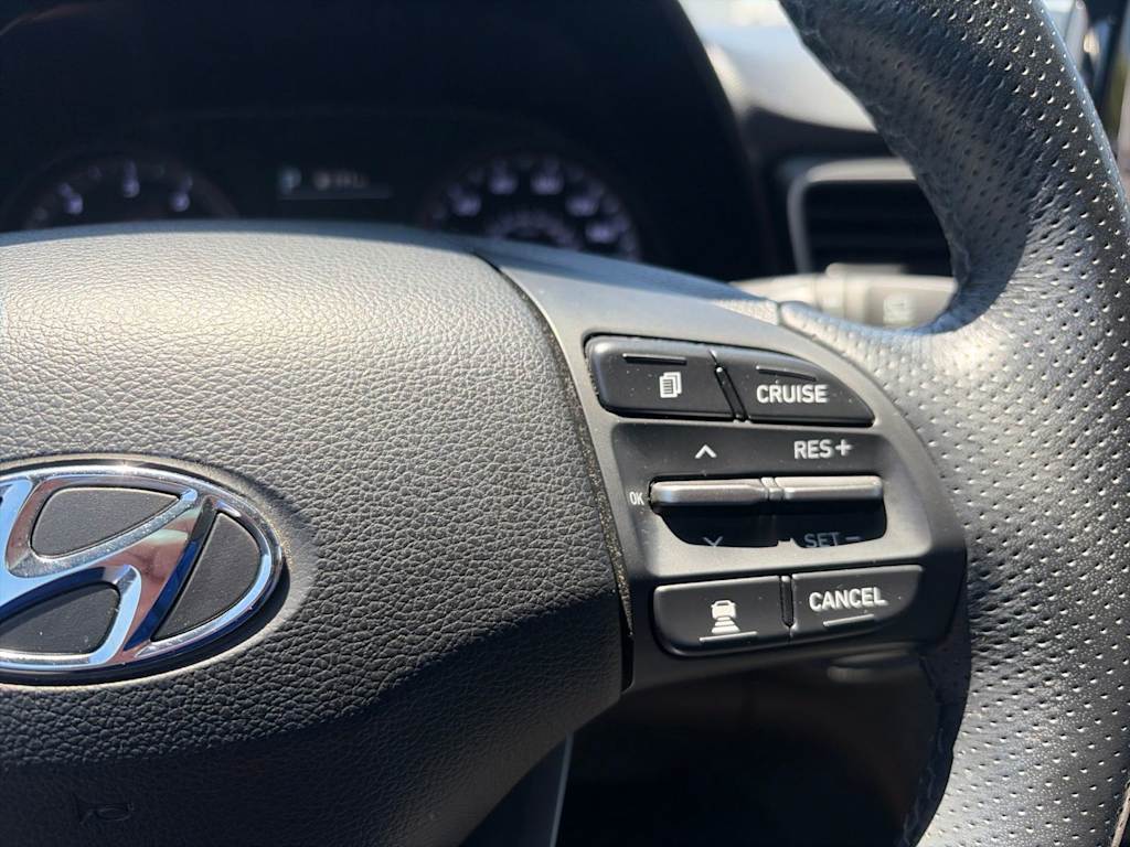 Thumbnail: 2019 Hyundai Veloster - 42