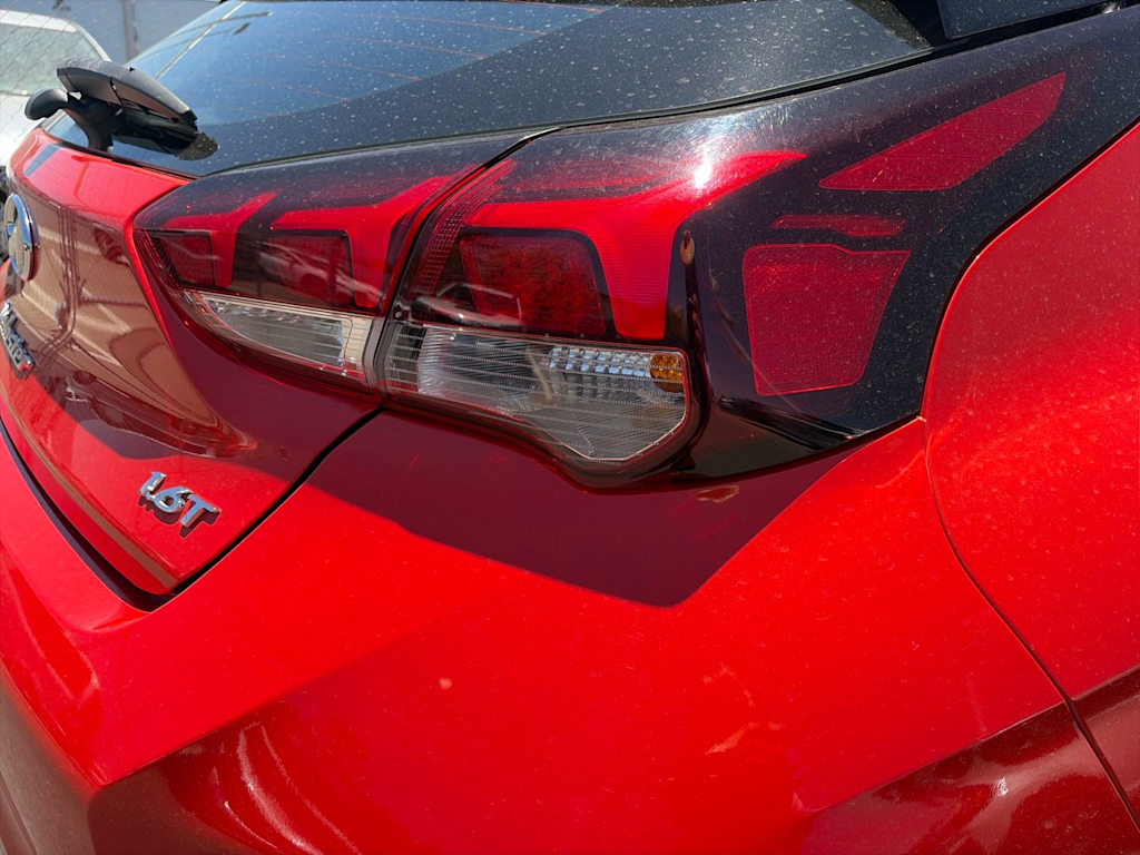 Thumbnail: 2019 Hyundai Veloster - 22