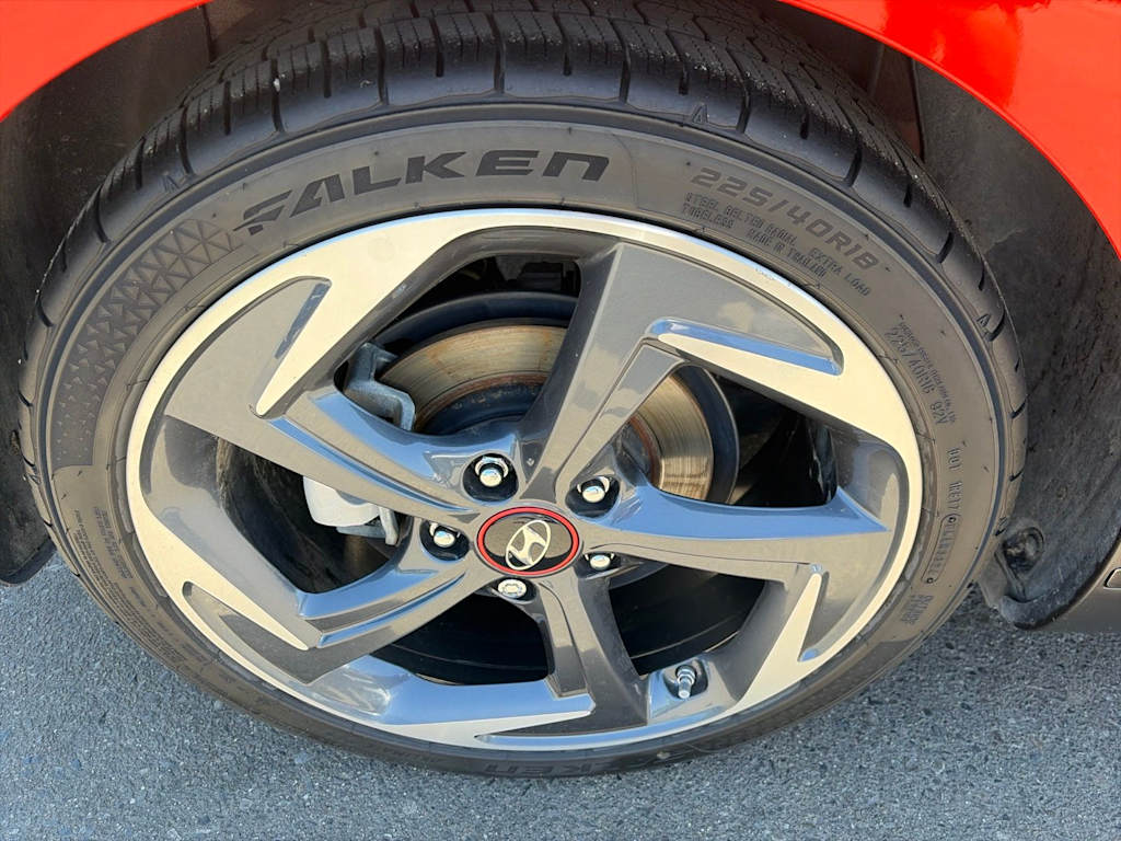 Thumbnail: 2019 Hyundai Veloster - 19