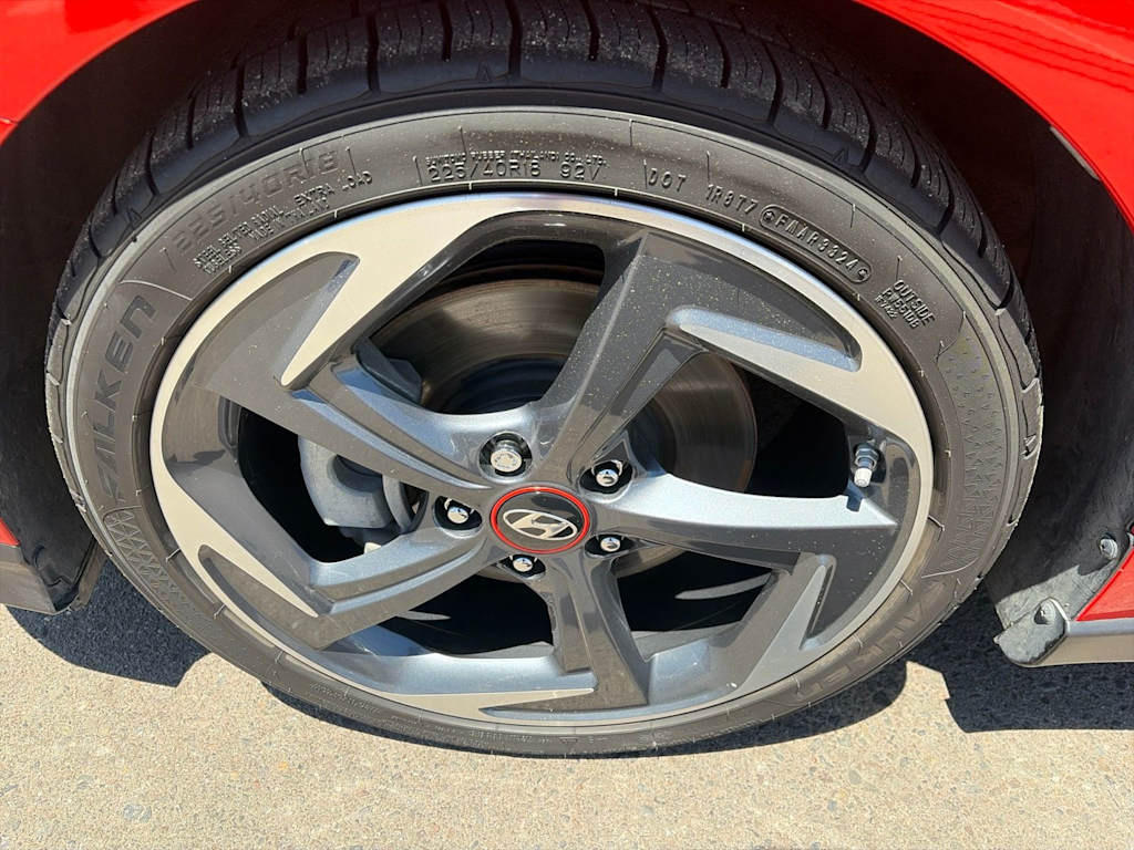 Thumbnail: 2019 Hyundai Veloster - 28