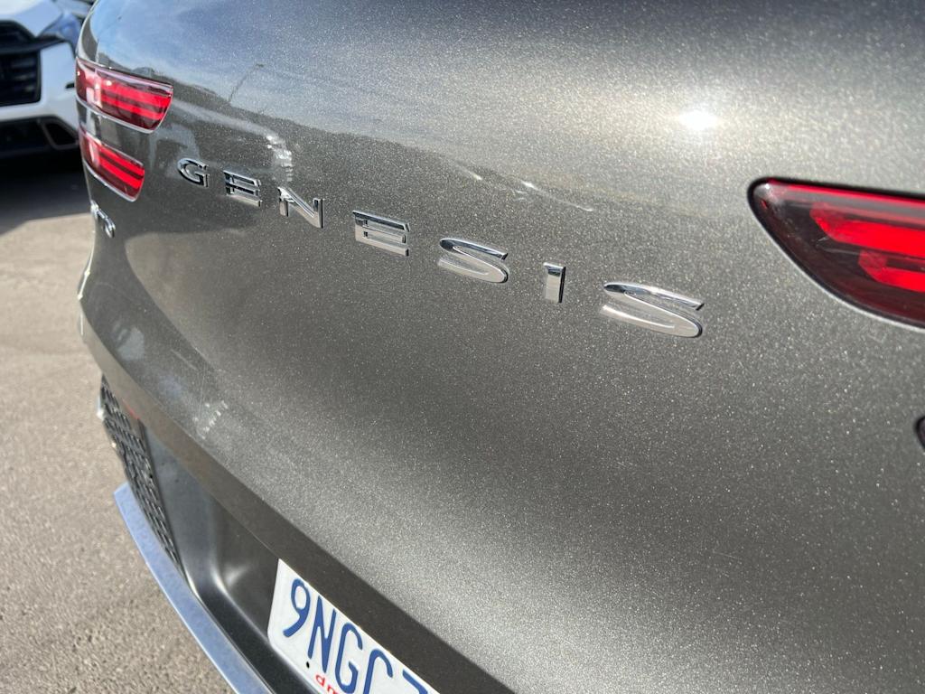 Thumbnail: 2025 Genesis GV70 - 19