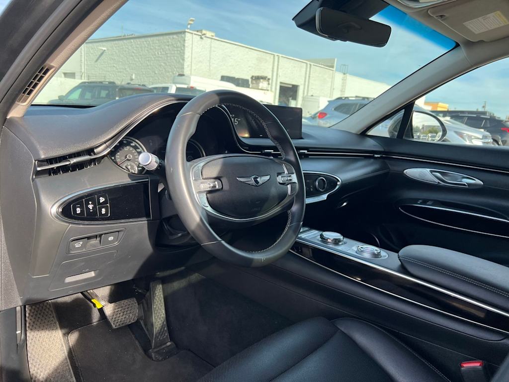 Thumbnail: 2025 Genesis GV70 - 2