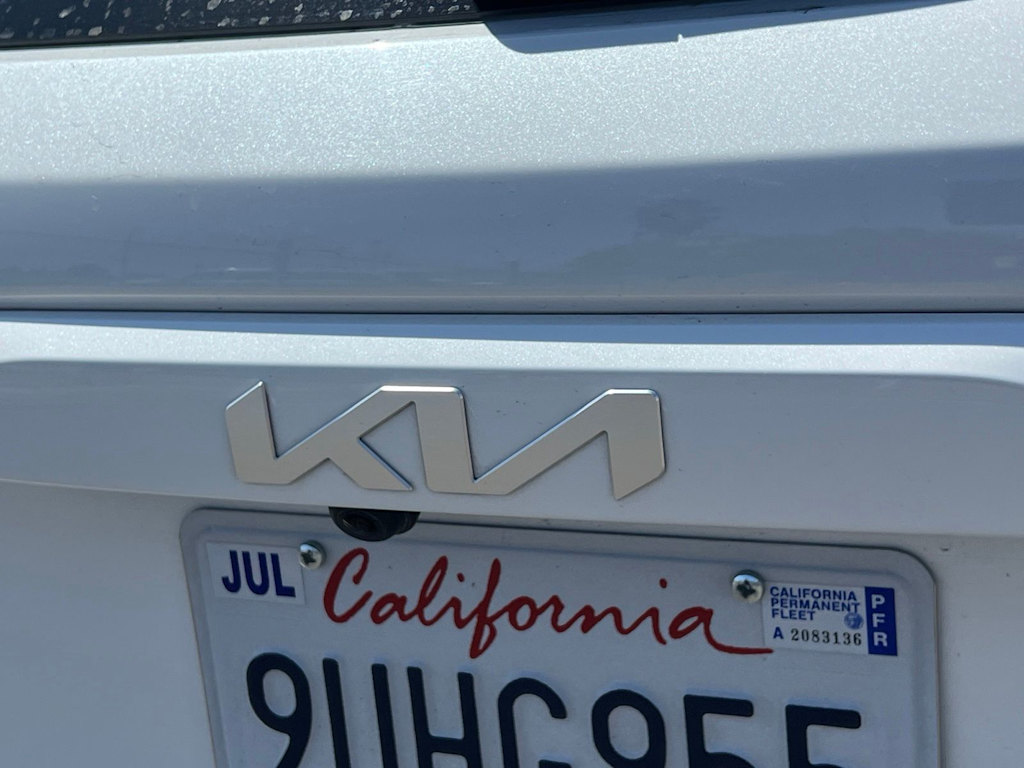 Thumbnail: 2025 Kia Niro - 25