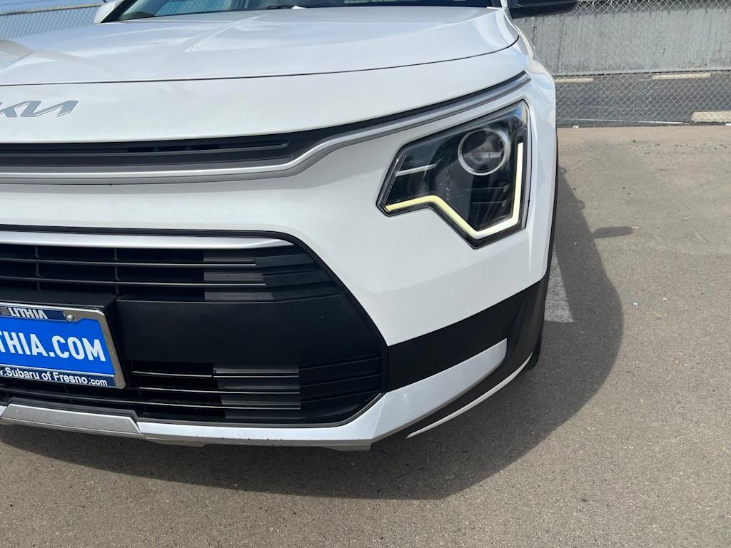 Thumbnail: 2025 Kia Niro - 21
