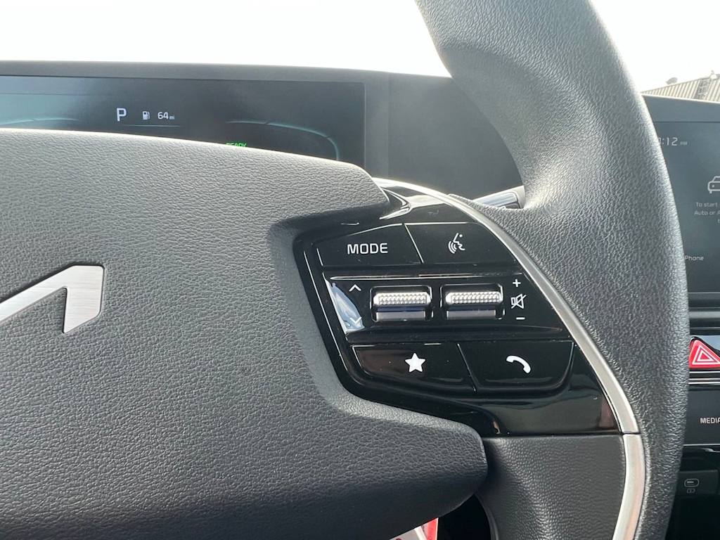 Thumbnail: 2025 Kia Niro - 41
