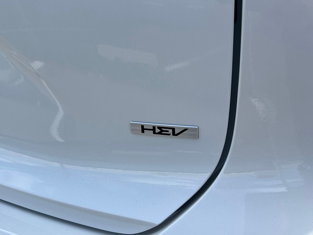 Thumbnail: 2025 Kia Niro - 26