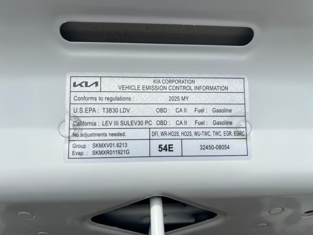 Thumbnail: 2025 Kia Niro - 31