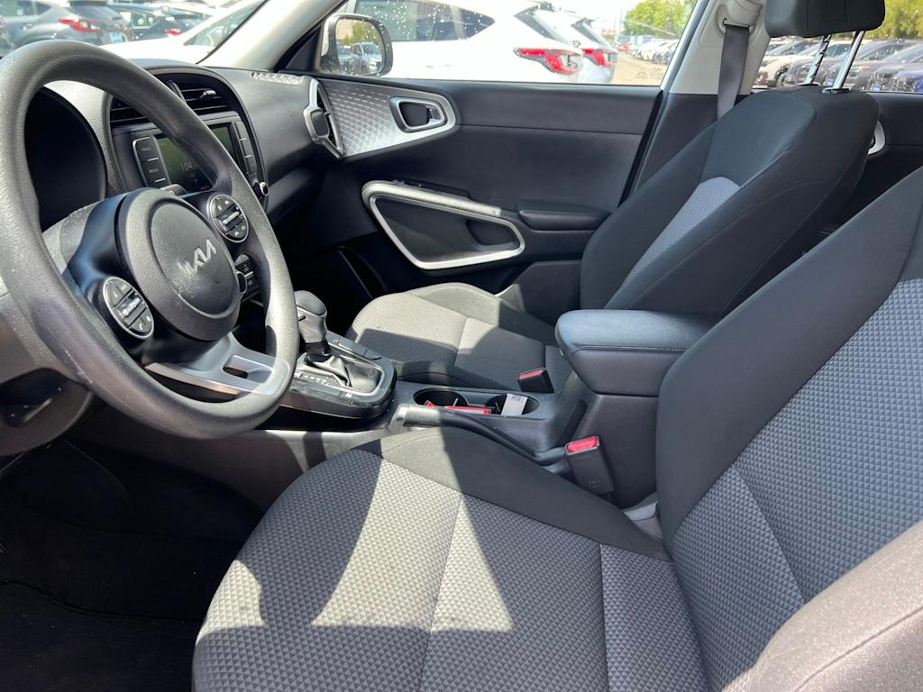 Thumbnail: 2023 Kia Soul - 8