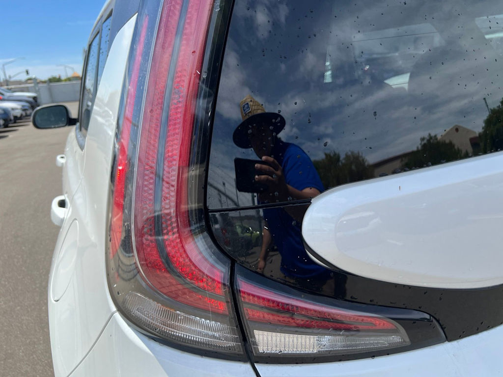 Thumbnail: 2023 Kia Soul - 24