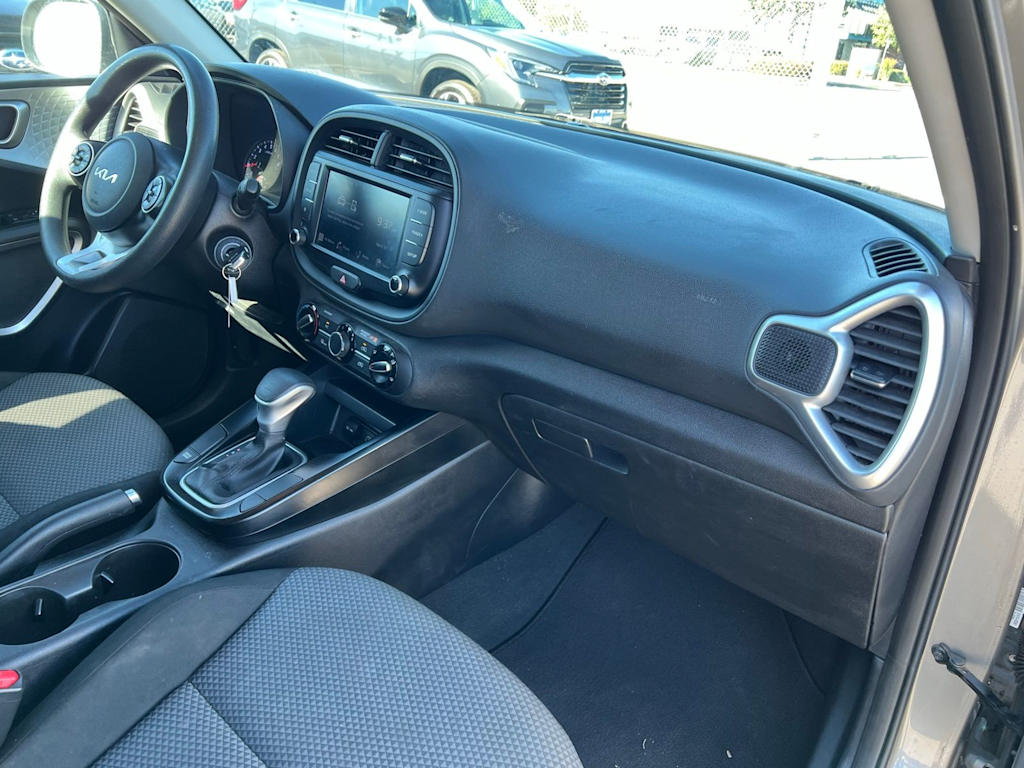 Thumbnail: 2022 Kia Soul - 9