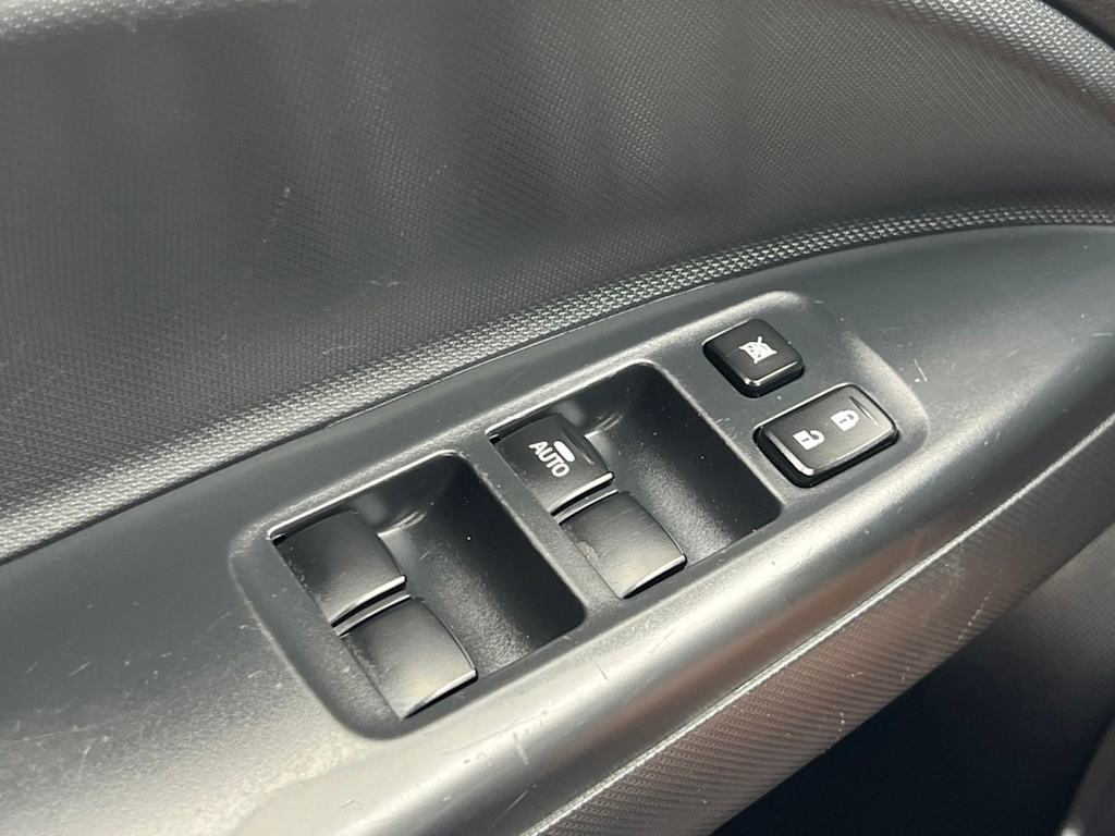 Thumbnail: 2024 Mitsubishi Mirage - 32