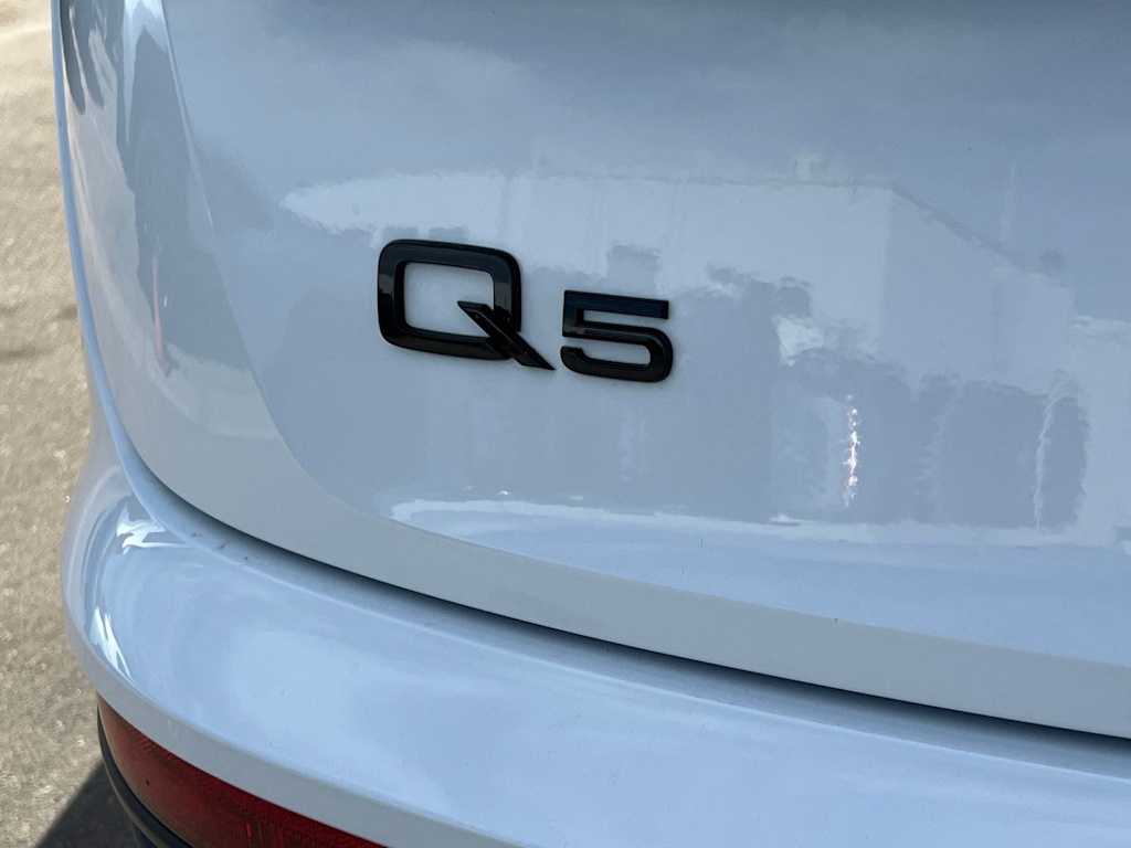 Thumbnail: 2023 Audi Q5 - 26