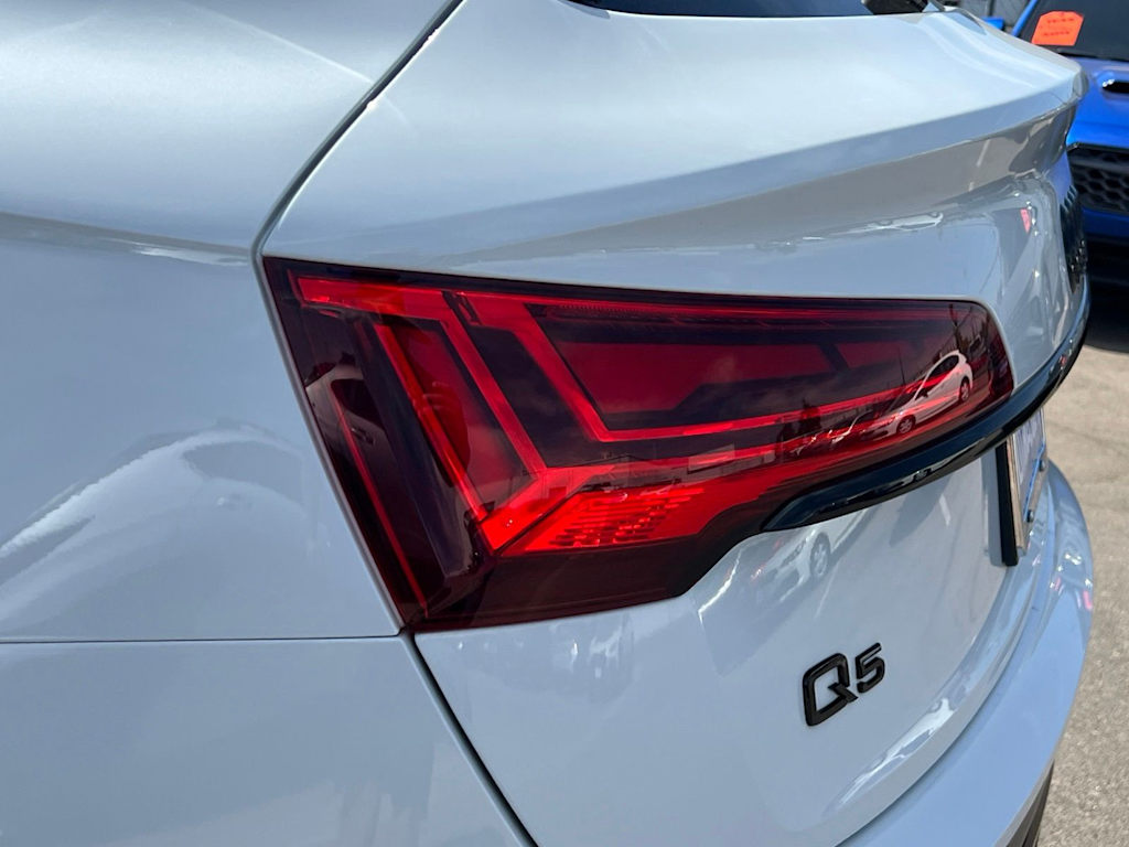 Thumbnail: 2023 Audi Q5 - 27