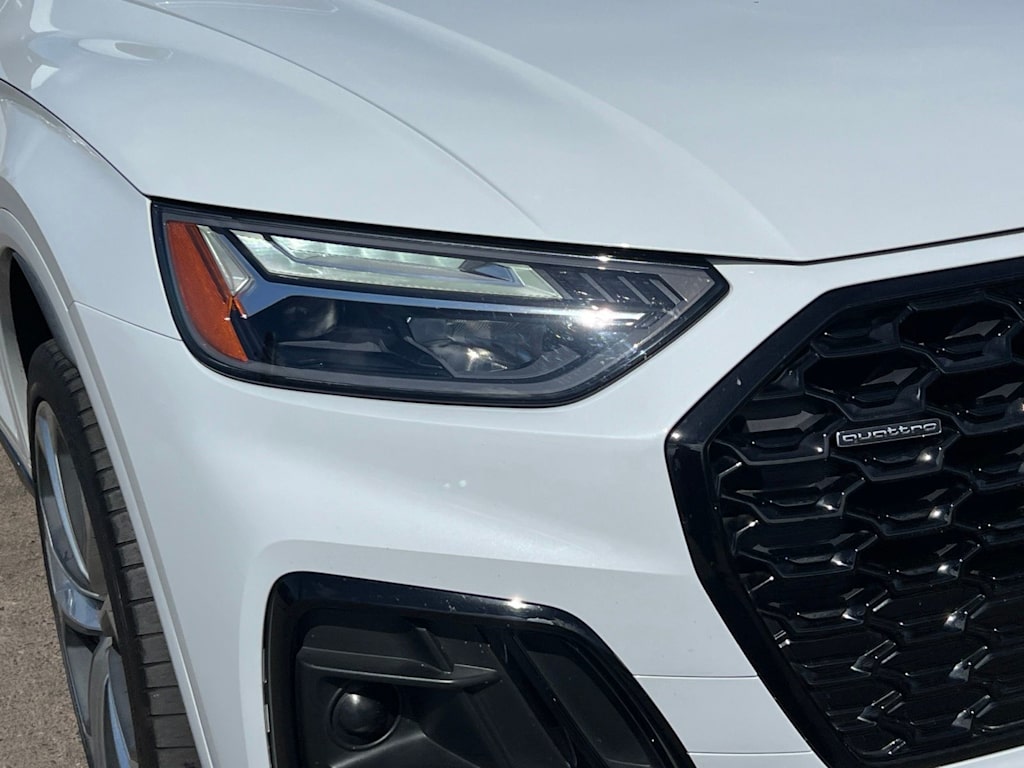 Thumbnail: 2023 Audi Q5 - 20