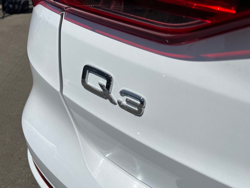 Thumbnail: 2019 Audi Q3 - 7